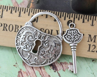 2 Sets Large Victorian Style Heart Lock & Key Charms  Antique Silver Steampunk Supplies Wedding Key