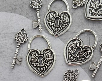 5 Set Antique Silver Vintage Style Lock & Key Charms