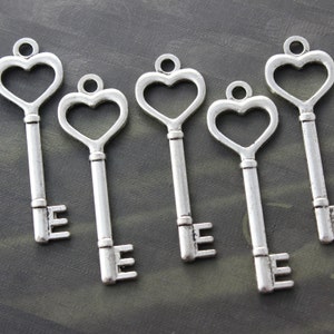 10 Heart Skeleton Keys Double sided Antique Silver