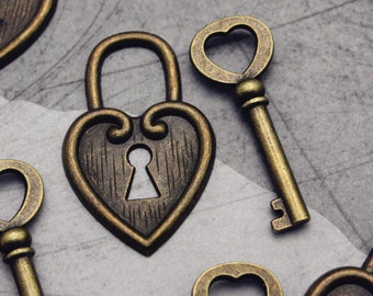 4 Sets Large Heart Lock & Key Charm Antique Brass Steampunk Supplies Wedding Key