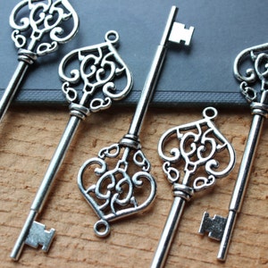 Large Skeleton Keys Double sided Antique Silver Steampunk Supplies Wedding Key wholesale lot bulk