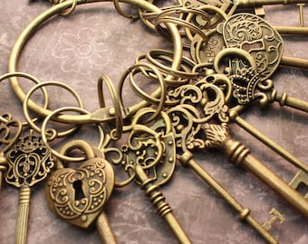 Set of 12 Large Skeleton Keys with 4 Locks On A Big Ring Antique Brass Tone