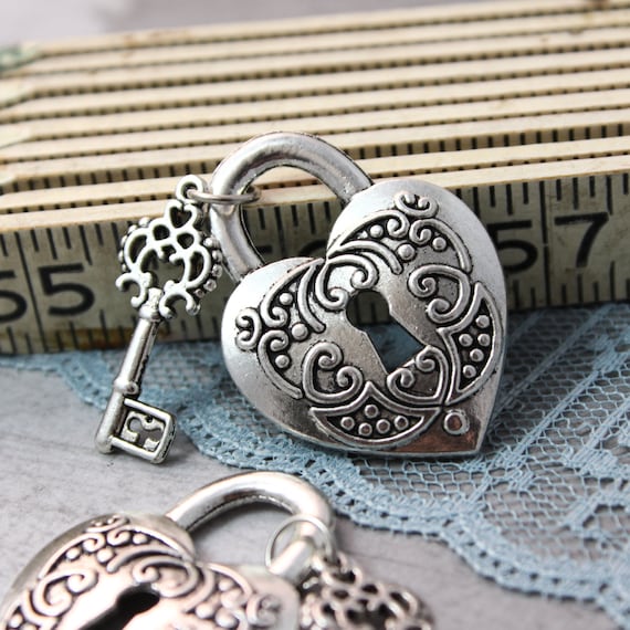 Silver Lock and Key Pendant