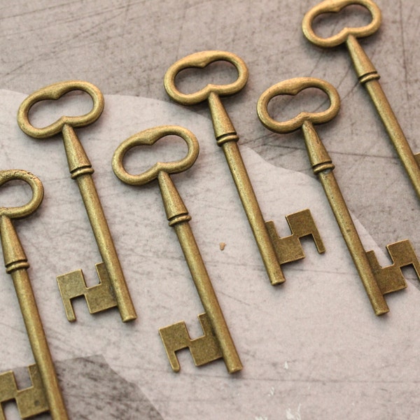 Skeleton Keys Double sided Antique Brass Steampunk Supplies Wedding Key 10/20/30 Pieces