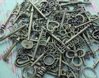 1 Pound of Mixed Skeleton Keys Antique Brass Wholesale Wedding Decorations Jewelry Making Beads, Charms and Pendants