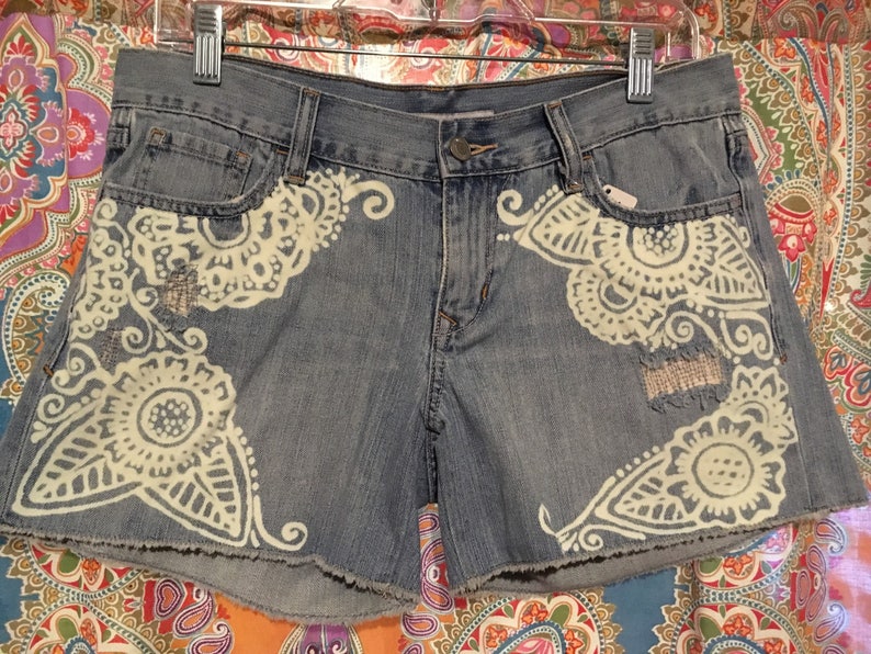 Medium UniqueHand painted bleached denim jean shorts size 6