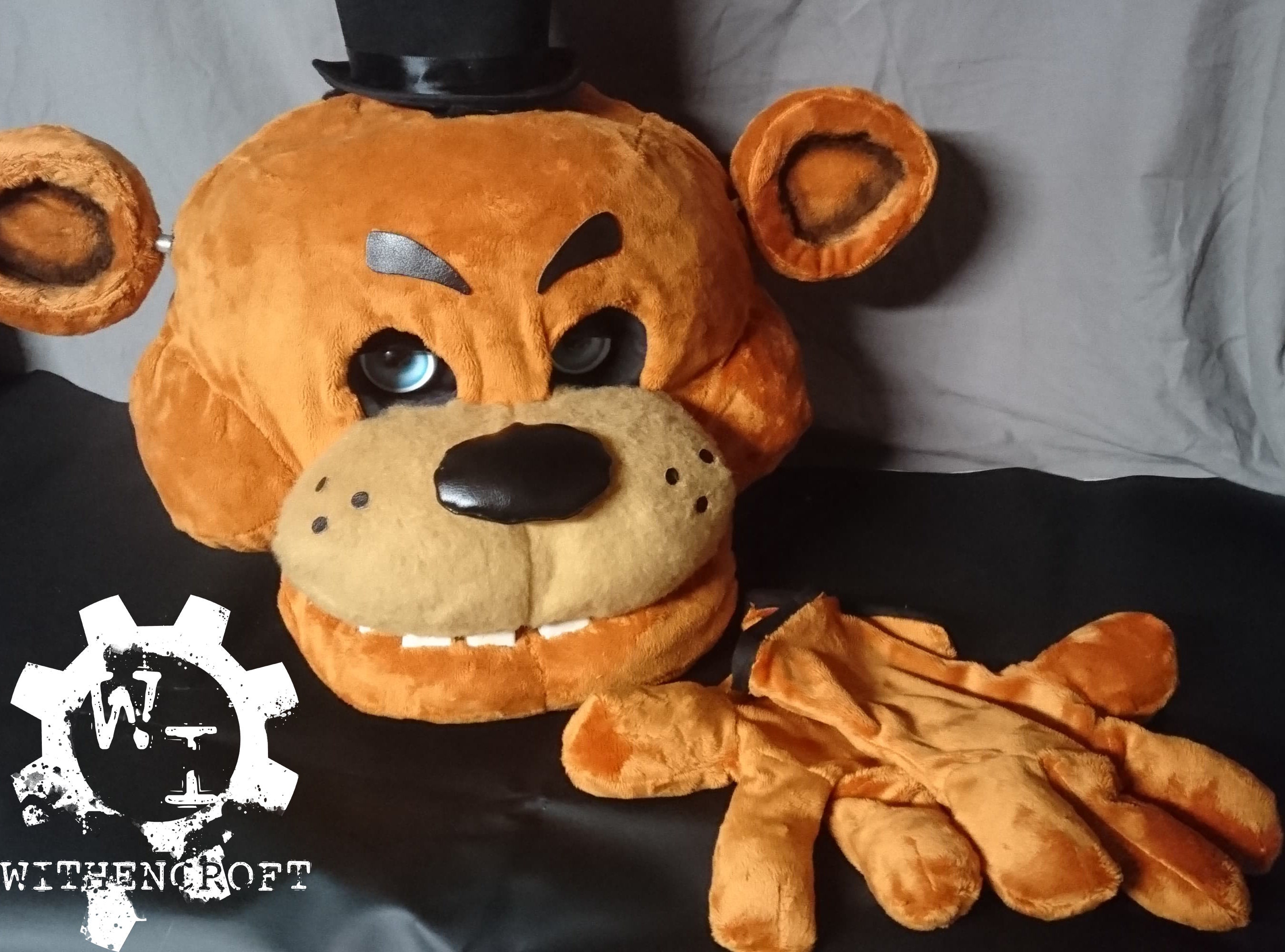 October time! Made a golden Freddy custom plush : r/fivenightsatfreddys