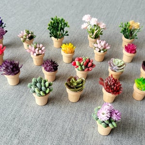 Mini Faux Succulent | Miniature Succulent | Modern Miniature | Miniature Plant | Dollhouse Plant | Dollhouse Succulent | Dollhouse Accessory
