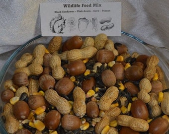 Utah Acorn, Peanut, Black Sunflower Seed and Corn Wildlife Feed Mix