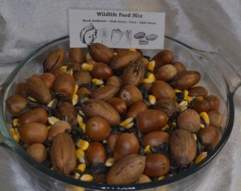 Utah Acorn, Utah Pecan, Black Sunflower Seed and Corn Wildlife Feed Mix
