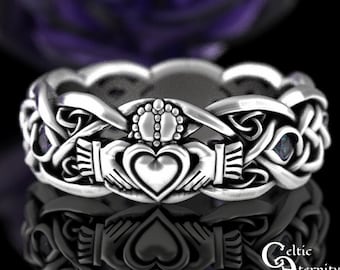 Alexandrite Claddagh Ring, Sterling Irish Alexandrite Wedding Ring, Womens Claddagh Ring, Alexandrite Irish Wedding Band, Heart Ring, 1684