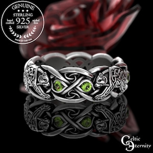 Sterling Silver & Peridot Bear Ring, Bear Soulmate Ring, Celtic Bear Ring, Irish Wedding Band, Celtic Animal Ring, Grizzly Bear Ring, 1682
