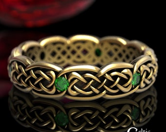 Emerald Knotwork Ring, Womens Celtic Wedding Band, Gold & Emerald Wedding Ring, Womans Celtic Ring, Celtic Gold Emerald Ring, 1582