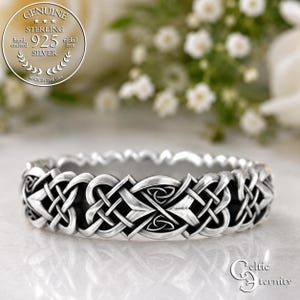 Sterling Intricate Celtic Heart Wedding Ring, Silver Woman Delicate Irish Ring, Unbroken Heart Knotwork Ring, Scottish Commitment Ring, 4013