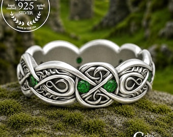 Sterling Silver & Emerald Trinity Band, Celtic Infinity Knotwork Wedding Ring, Elegant Irish Handfasting Gemstone Ring, 1411
