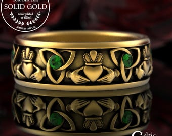 Emerald Scottish Claddagh Ring, 10K 14K 18K Gold Hand Crown Ring, Gold Irish Emerald Wedding Band, 10K Celtic Claddagh Wedding Ring, 3079