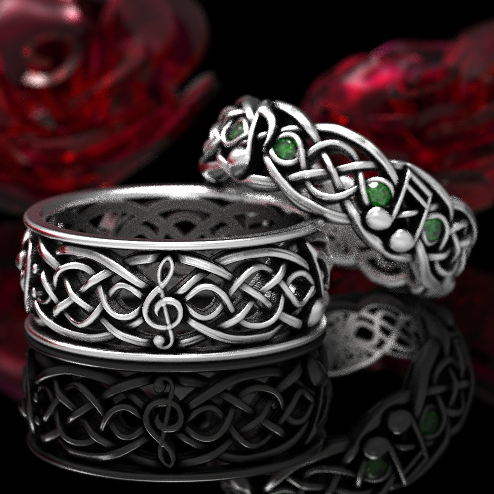 Celtic Coils Green Enamel Scarf Ring - Gift Boxed