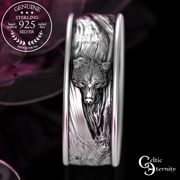 Sterling Guardian Wolf Spirit Ring, Silver Lone Wolf in Forest Tree Bark, Men's Graduation Ring, Shaman Wolf Totem Animal Jewelry, 3332