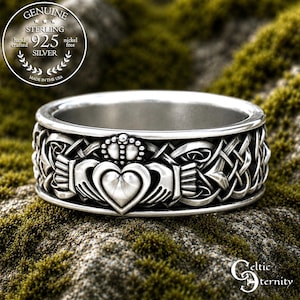 Sterling Silver Mens Claddagh Ring, Mens Claddagh Ring, Mans Irish Wedding Band, Silver Irish Heart Ring, Claddagh Wedding Ring, 1890
