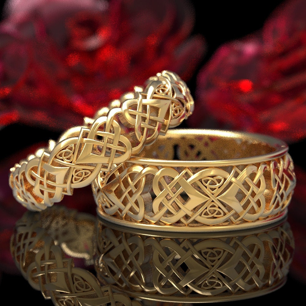 Celtic Heart Knot Wedding Ring Set, His Hers Gold Wedding Ring Set