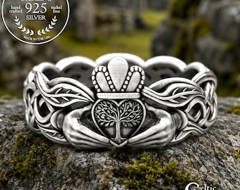 Sterling Tree Claddagh Ring, Celtic Tree Heart Wedding Ring, Women's Silver Scottish Leaf Ring, Botanical Chladaigh Wedding Band, 2039