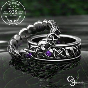 Puede incluir: Dos anillos de plata de ley con diseños de nudos celtas y pequeñas piedras preciosas moradas. Los anillos están hechos a mano y no contienen níquel. La imagen incluye el texto "Genuine Sterling 925 Silver" y "Made in the USA".