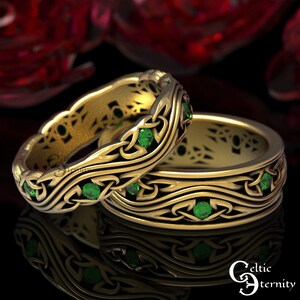 Emerald & Gold Wedding Ring Set Matching Gold Wedding Bands Etsy