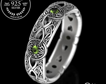 Peridot Heart Knotwork Ring, Sterling Shield Ring, Silver Scottish Peridot Ring, Irish Bridal Peridot Ring, August Birthstone Ring, 1805