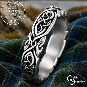 Anillo de boda celta delicado de plata esterlina, anillo de promesa celta, pequeño anillo de plata con nudo de la Trinidad y diseño intrincado, 2005