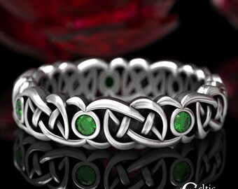 Emerald Celtic Wedding Ring, Traditional Wedding Band, Sterling Silver Wedding Ring, Emerald Wedding Band, Womans Wedding Ring, 1507