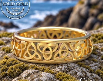 Men's Gold Scottish Wedding Band, 14K White Gold Trinity Knot Groom's Ring, Platinum Celtic Anniversary for Man, 200