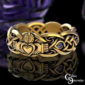 Gold Claddagh Ring with Alexandrite, Alexandrite Claddagh Ring, 14K Alexandrite Irish Wedding Ring, Gold Alexandrite Claddagh Ring, 1684