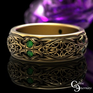Mens Emerald Knotwork Ring, Mens Gold Celtic Ring, Gold Wedding Band for Men, Emerald & Gold Ring, Platinum Mens Celtic Ring, 1804