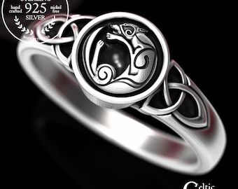 Sterling Sleeping Wolf Ring, Silver Wolf Signet Ring, Celtic Canine Ring, Irish Hound Ring, Woman Wolf Statement Ring, Animal Signet, 2025