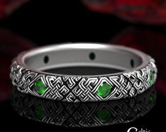 Emerald & Sterling Silver Celtic Wedding Ring, Delicate Wedding Band, Modern Geometric Ring, Narrow Wedding Band, Woman Knotwork Ring, 1496