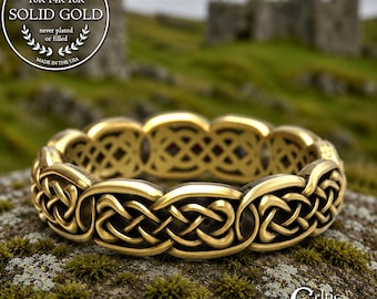 Celtic Woman's Gold Wedding Band, 14K Delicate Irish Knotwork Ring, Platinum Scottish Bride Braided Ring, 1581