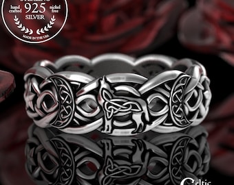 Moon Magic Wolf Ring, Sterling Howling Wolf Ring, Celtic Celestial Stars Jewelry, Wiccan Pagan Wedding Band, Silver Moon Witch Ring, 3276