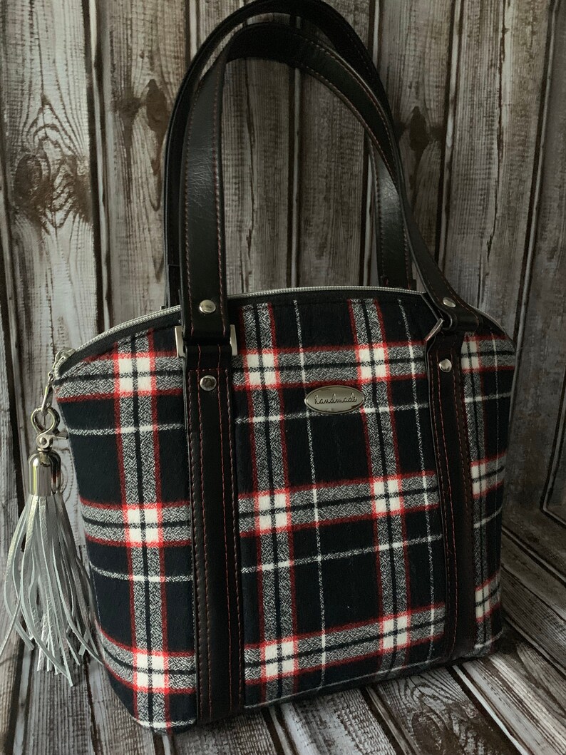 purse plaid