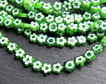 Glass Daisy Flower Beads Millefiori Murano Lampwork Flat Floral Bead, 7-8mm, 1 Strand, Spring Green White