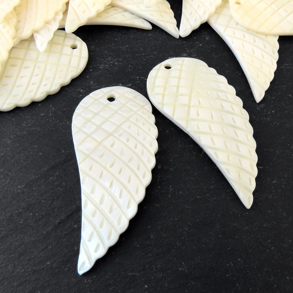 Mother of Pearl Shell Wing Feather Pendant Hand Carved, MOP, 54mm x 22mm, 1pc