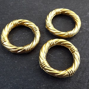 Gold Hoop Charm Pendant, Rope Textured Connector Loop, Gold Ring Link, Closed Link, Jewelry Findings Components, 22k Matte Gold Plated 3pc
