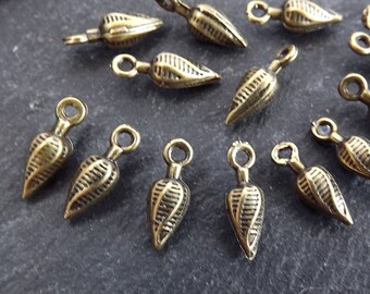 15 Mini Bronze Twisted Pointy Drop Charms, Tiny Dangle Drop Pendant, Teardrop Beads, Bronze Drop Beads