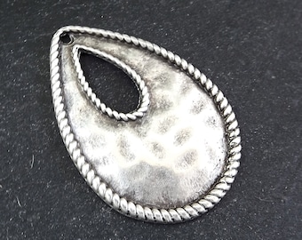 Große Tropfen Anhänger, Teardrop Anhänger, gehämmert Anhänger, hohle Teardrop, Silber Teardrop Baumwinkel, Focal Anhänger, Matt Antik Silber, 1pc