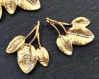 Gold Leaf Pendant Charms, Vine Leaves Branch Pendant Charm, Metal Twig Pendant, Artisan Charms, 22k Matte Gold Plated, 2pc