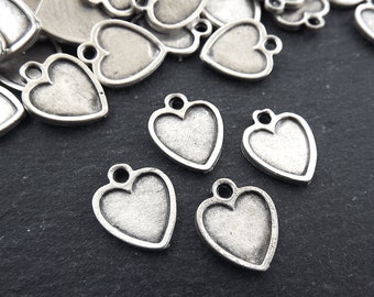 Heart Charms, Small Heart Pendants with Raised Edges, Charms For Earring, Heart Necklace Bracelet Charms, Matte Antique Silver Plated, 4pc