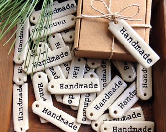 Etiquetas de regalo de cerámica hechas a mano, etiquetas de marca de artesanía en gres, dije de cerámica de arcilla escrito