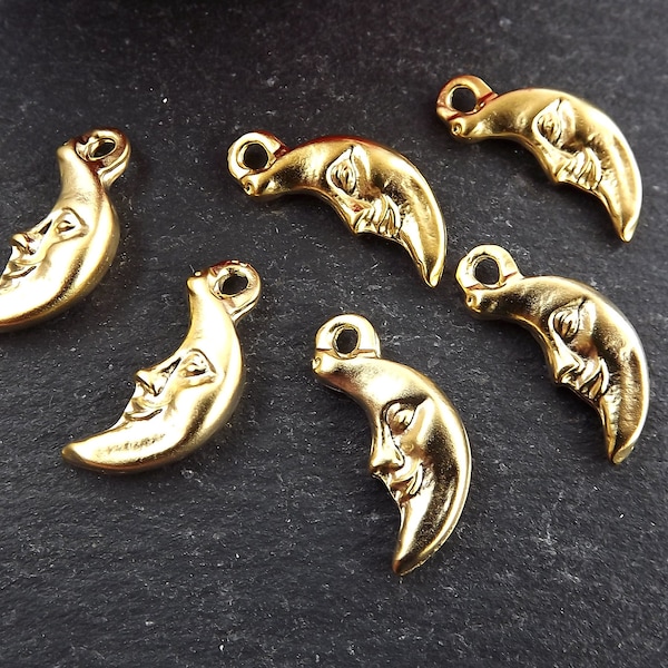 Moon Charm, Smiling Moon Charms, Gold Moon Charms, Crescent Moon, Moon Face, Half Moon, Man in the moon, 22k Matte Gold, 6pcs - T1