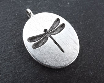 Oval Dragonfly Pendant, Horizontal Loop Bail, Good Luck Charm, Prosperity Charm, Antique Silver Plated, 1pc
