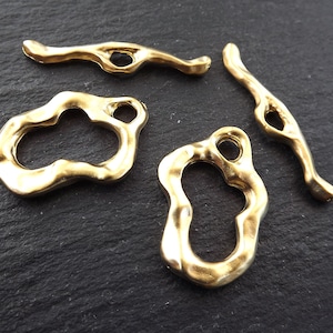 Wavy Toggle Clasps, T Bar Clasps, T Bar, Gold Toggle Clasps, T Clasps, Gold Clasps, Clasp, Closure, 22k Matte Gold Plated - 2sets