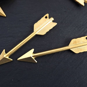Gold Arrow Pendant, Arrow Charm, Long Arrow, Archery Charm, Arrowhead, Native Arrow Charm, Tribal Charms, 22k Matte Gold Plated, 2pc